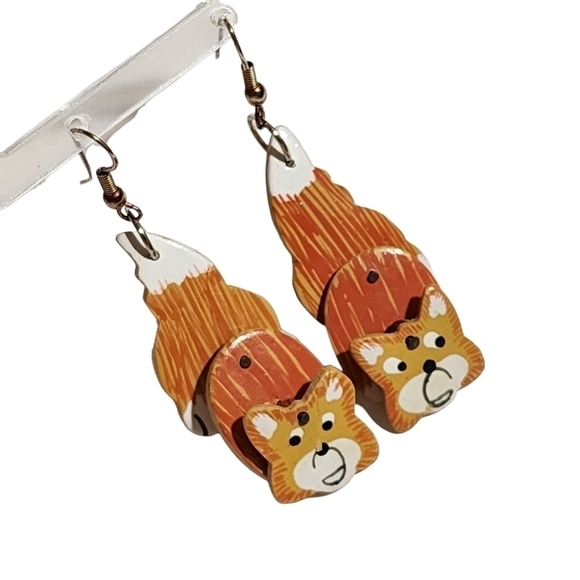 Vtg Handmade painted wood articulated dangle Cat or Fox earrings pierced - Picture 6 of 7